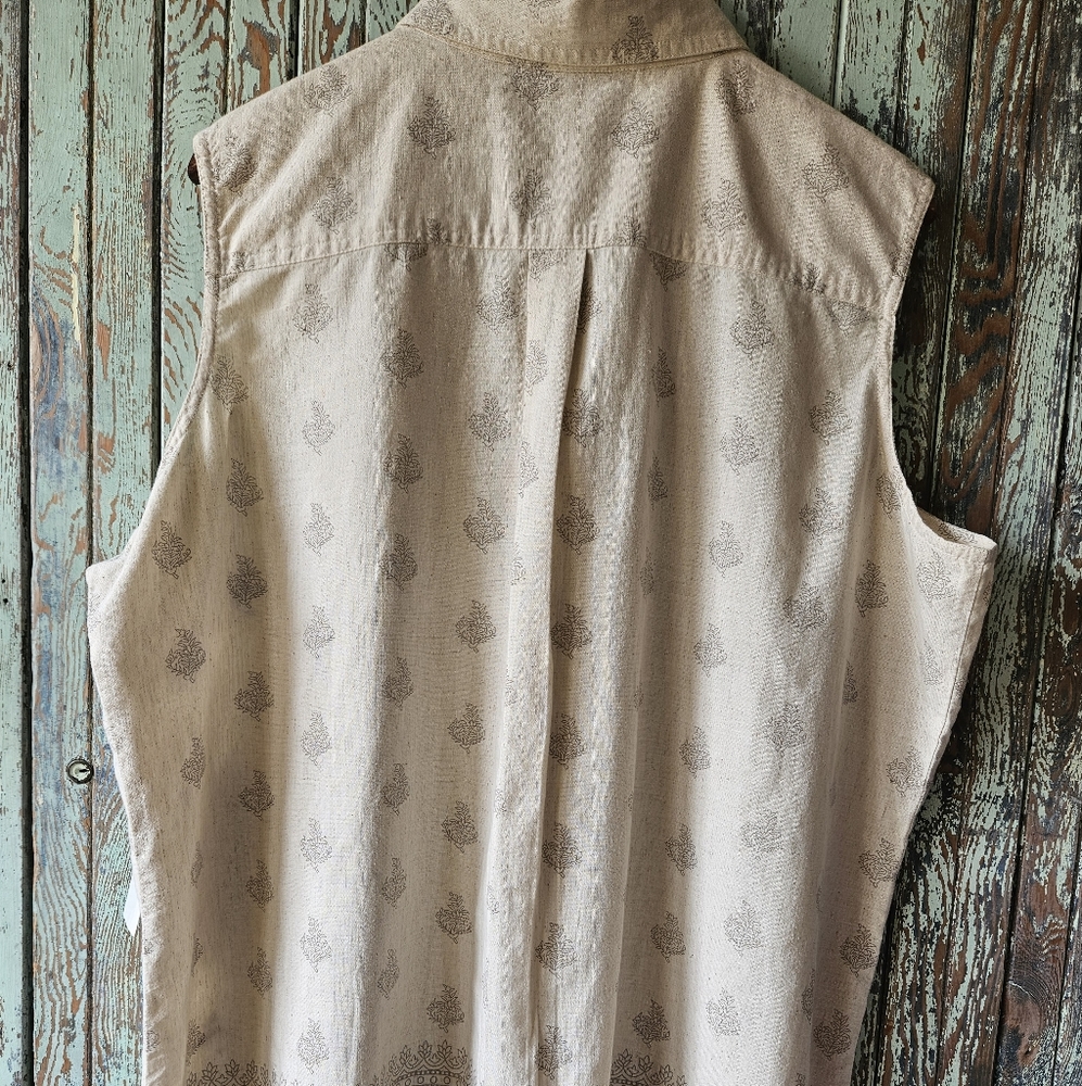 24W Studio Works Sleeveless - Picture 2 of 8